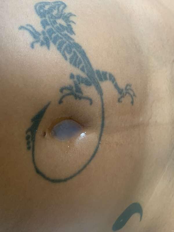 Piscina en el ombligo 😈🍯
