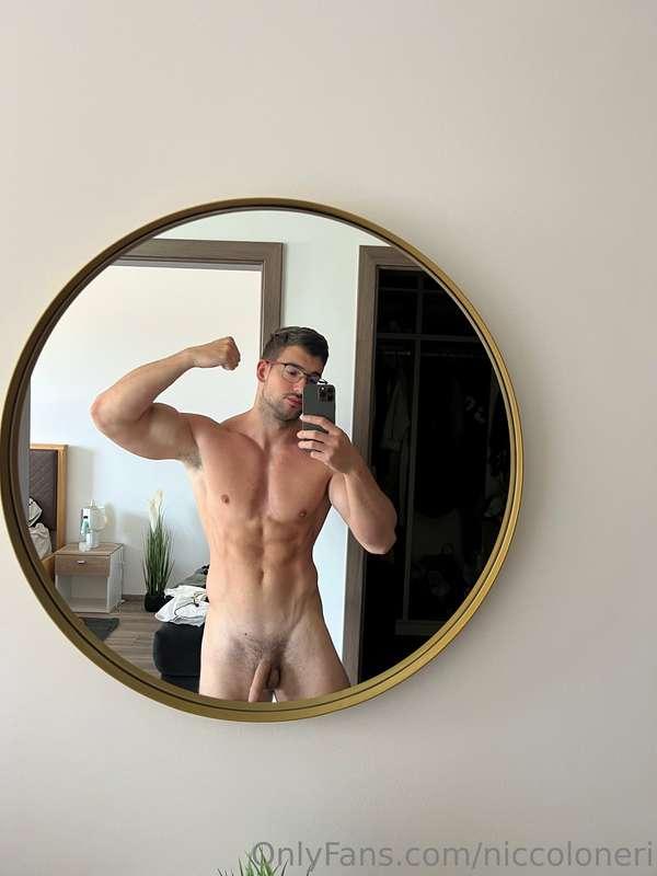 Like my new mirror ?
