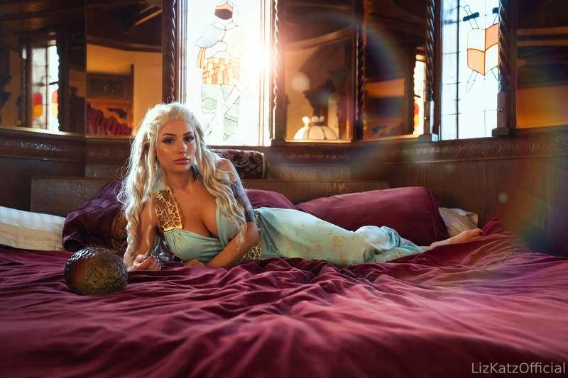 How many of you like Game of Thrones? Too bad there's only 5..