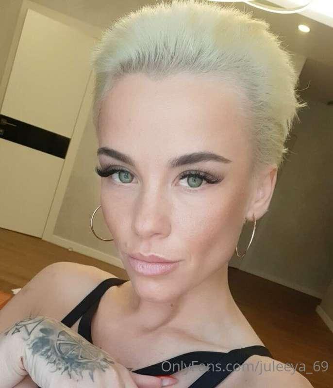 How do you like my new hairstyle? 😋
