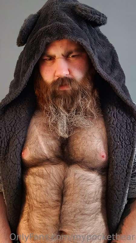 Who wants to come and play with this Daddy Bear 🐻 your hole ..