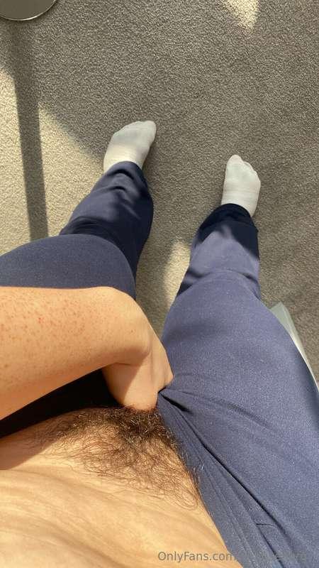 Bush is good but bush in the sunlight ….>>> 🤤