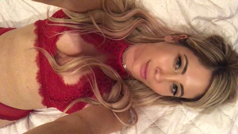 I wish you were on top of me ❤️‍🔥❤️‍🔥