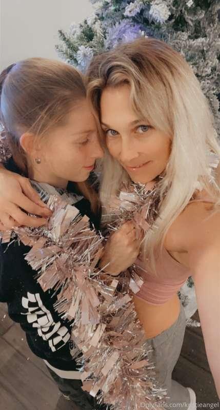 Merry Christmas 🎄 we did some holiday decorating today 🎄🙈lov..