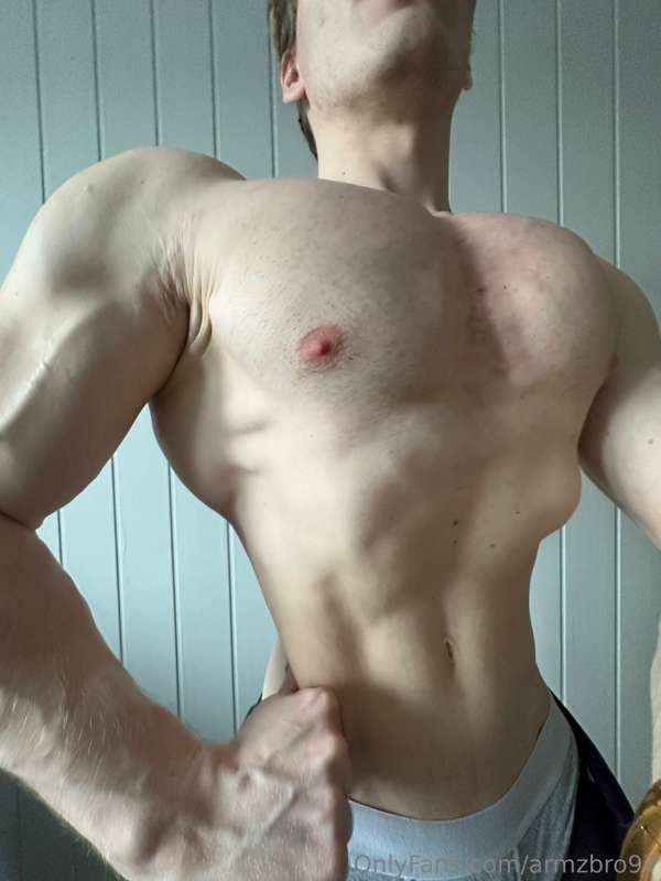 armzbro97 image #5