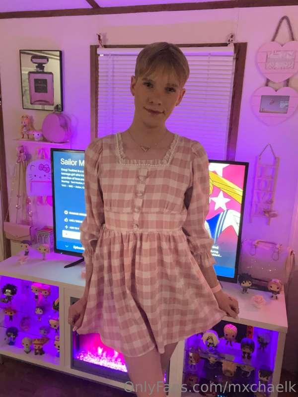 do you like my dress? 🙈💖