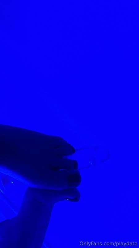 Foot Fetish? DM me for more 😈🐾