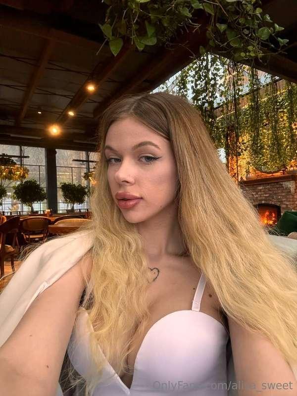 What is your favorite dish in restaurants?😋