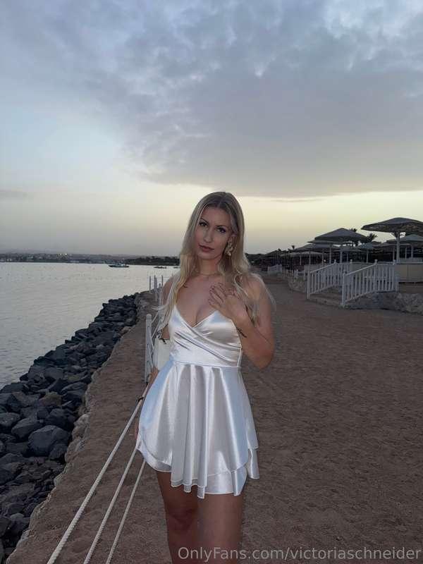 victoriaschneider image #0