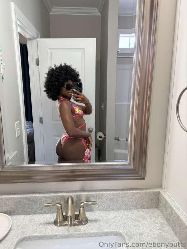 ebonybutts image #3
