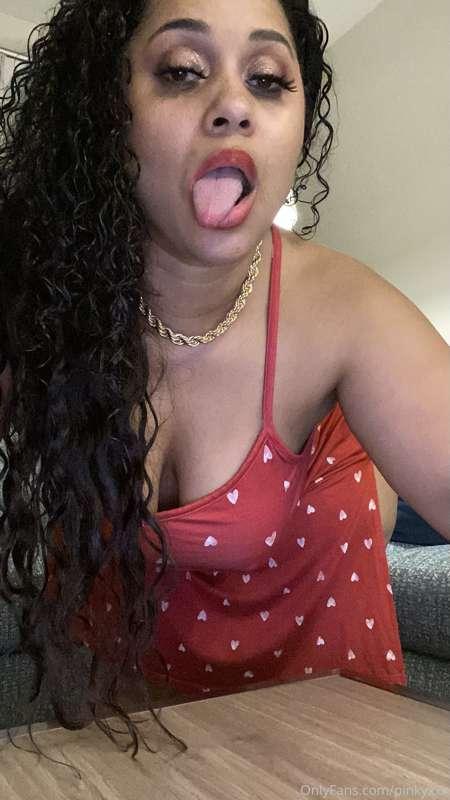 Hot cum down my spine 😋