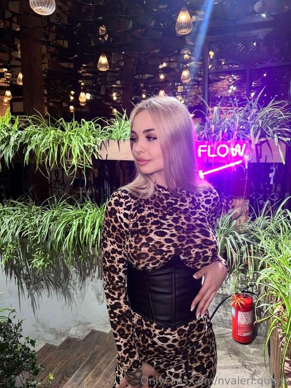 Chasing the vibe tonight 🌿✨ Leopard print, neon lights, and ..