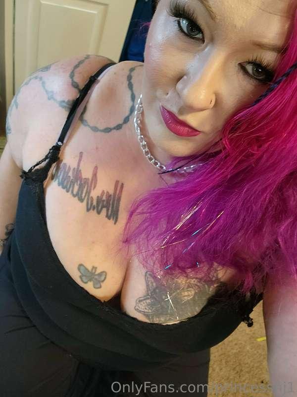 Happy Monday lovers😘