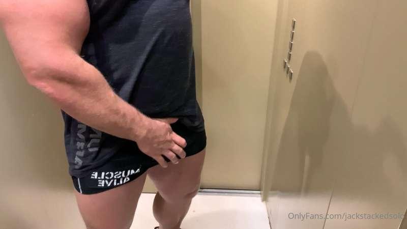 Hotel workout flex and jerk off cumshot