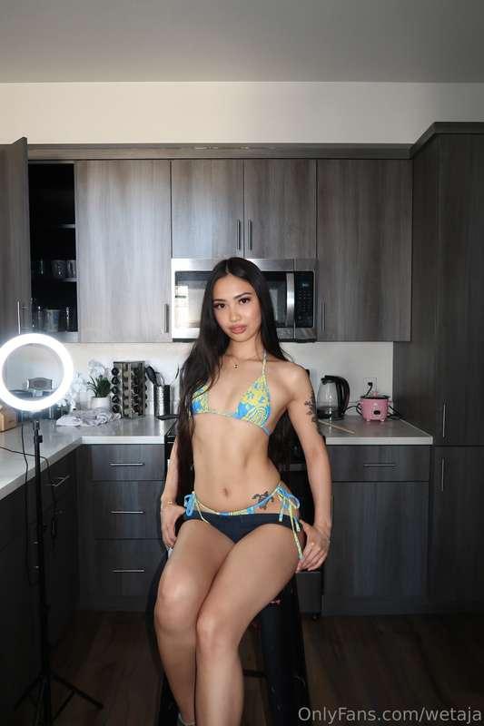 sitting pretty and feeling good💁‍♀️