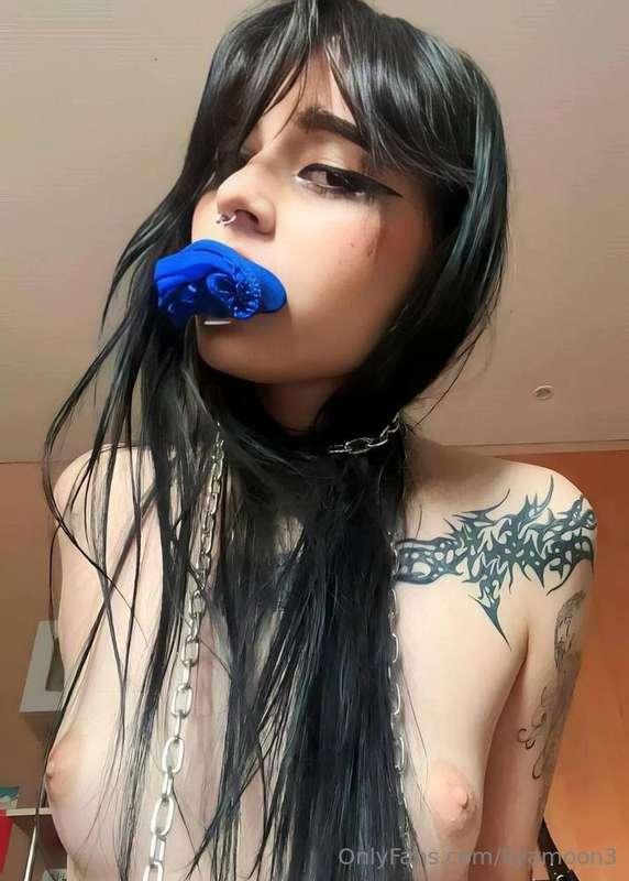 ## SUB FOR FREE @nefer_titi_xxx SHE IS ONLINE NOW 🟢 Her puss..