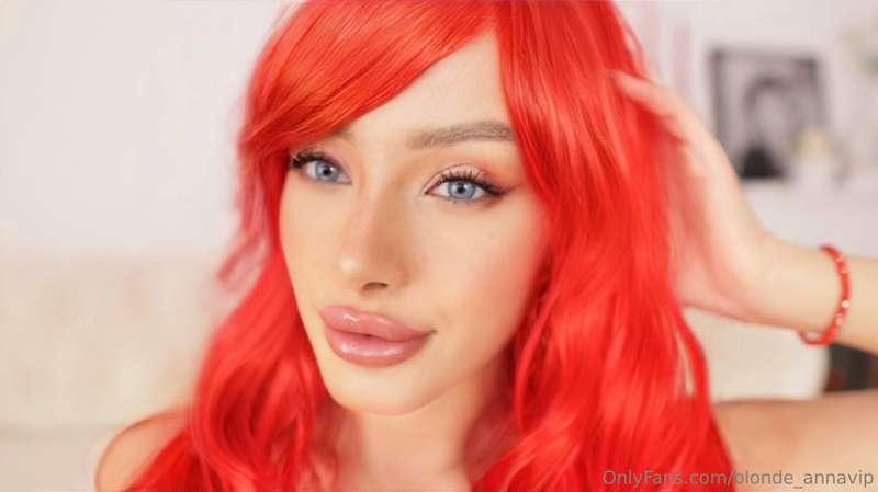 Lady in red