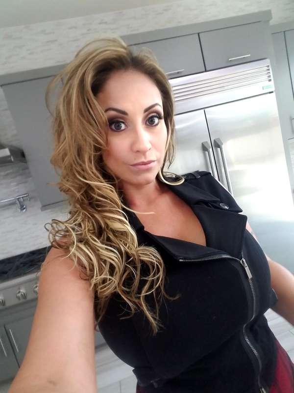 yummy I bet you would.like to see some video???
