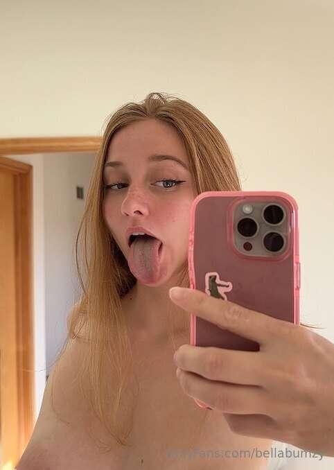 topless selfies for the win