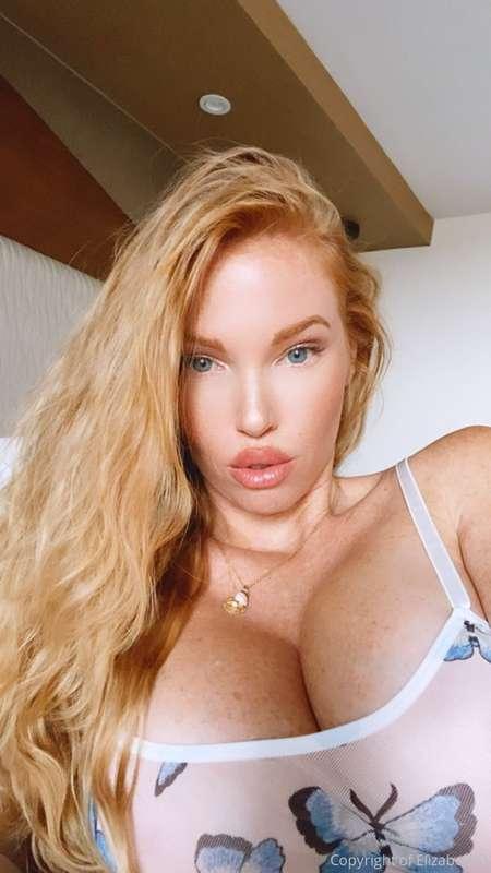 This bra 👀 so see through 🦋