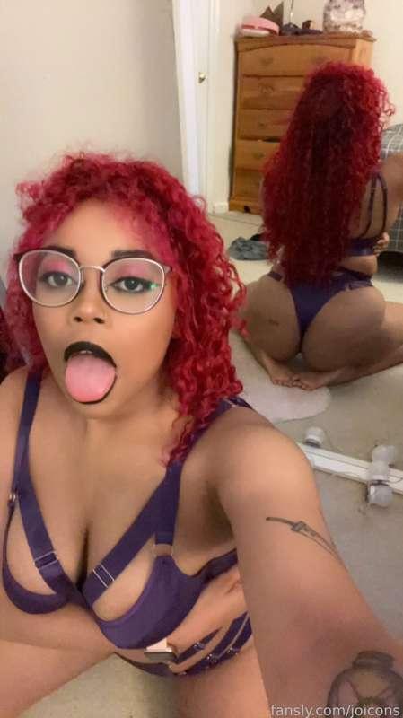 Did you miss me? ur favorite thick goth egirl gf is back !! I heard you guys like me in purple so i got this fresh extra spicy set for you all🖤💜 

im ngl i got super horny taking these youre nit honna wann skip this one… let me know if seeing them gave you the same effect ☺️😉