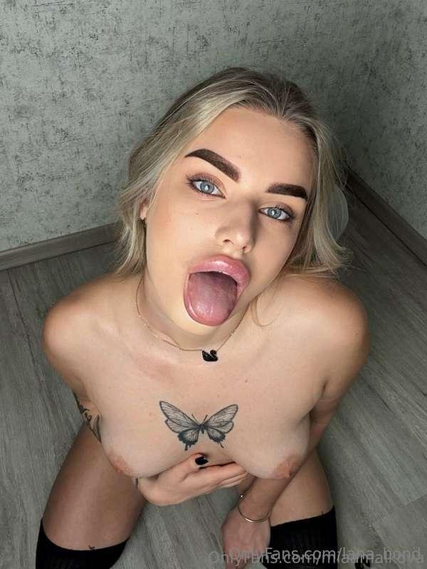 🔥 VERY HOT 🔥@miaroseskiss 🔥😈This sweet girl @miaroseskiss wa..