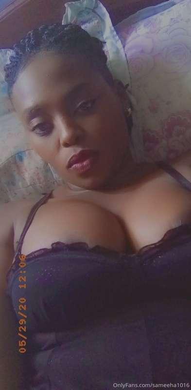 😋👅🍑🍆💦💦🔥🤫🙈💖💯🤗hey guys am feeling freaky today dm let's sex ch..