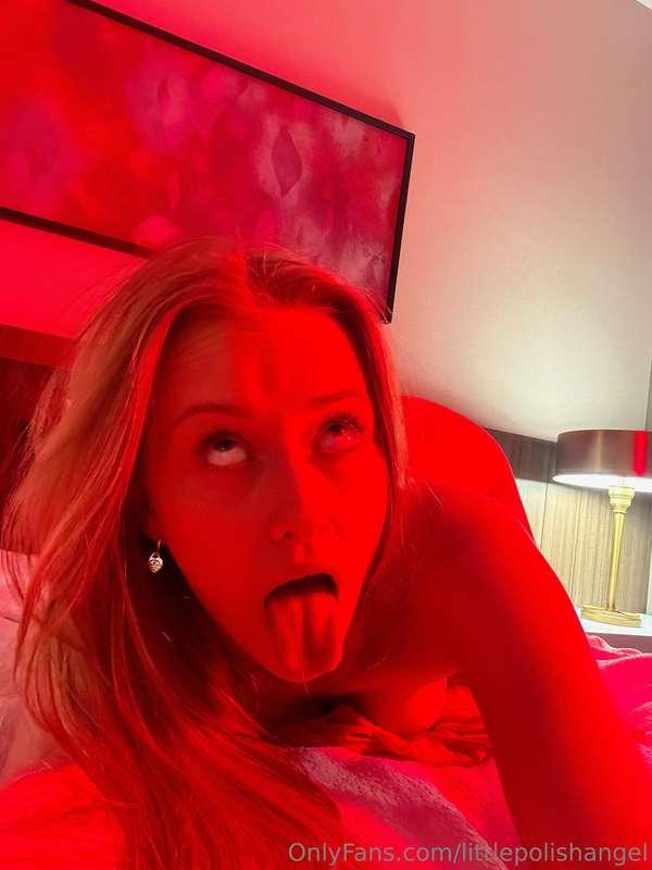How I'm waiting for your load 🤤💦