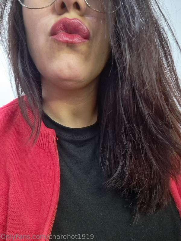 🔥NEW LIVE👇👇👇https://onlyfans.com/charohot1919/live