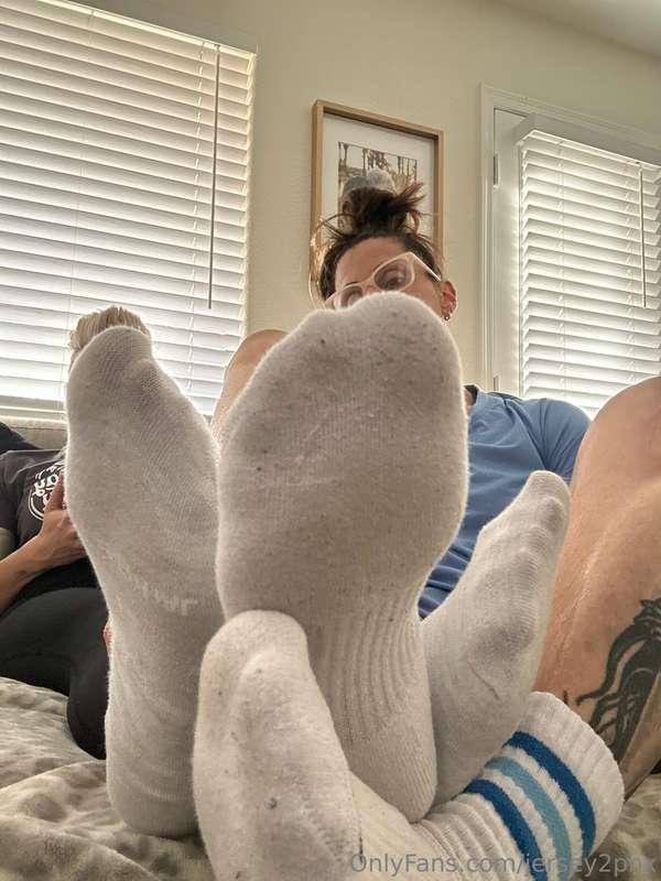 Love having our feet interlocked! ❤️