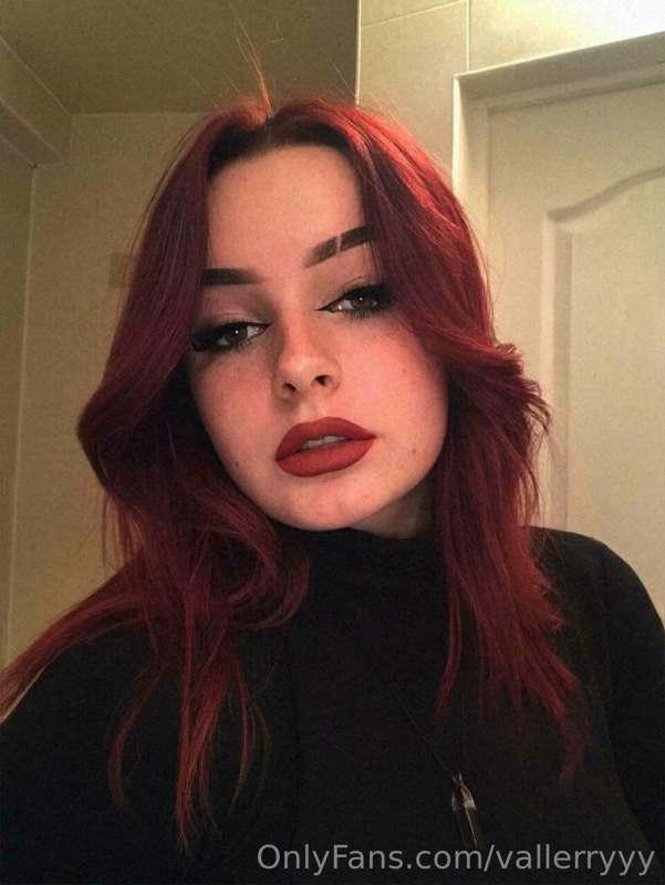 😍🥰😘😈