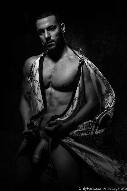 I LOVE VERSACE  PH ALAN PASOTTI