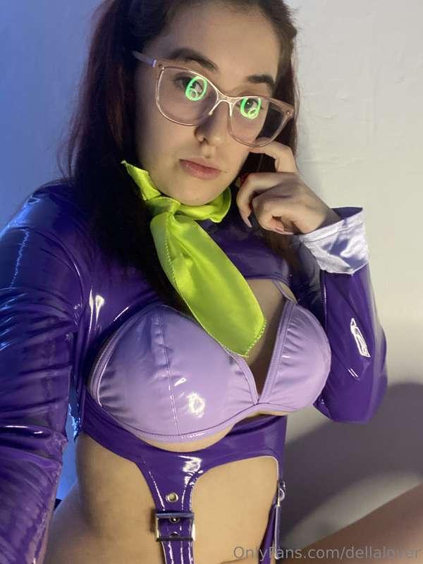 what would you call me? baby? or your little slut?👀