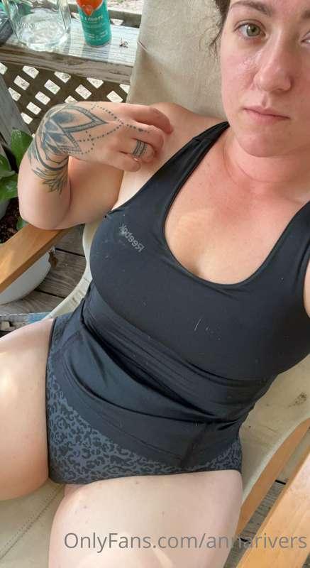 Back porch sittin 🌳🌻🌈 Love the view of the woods from here!