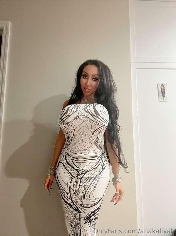 What do u think about this dress