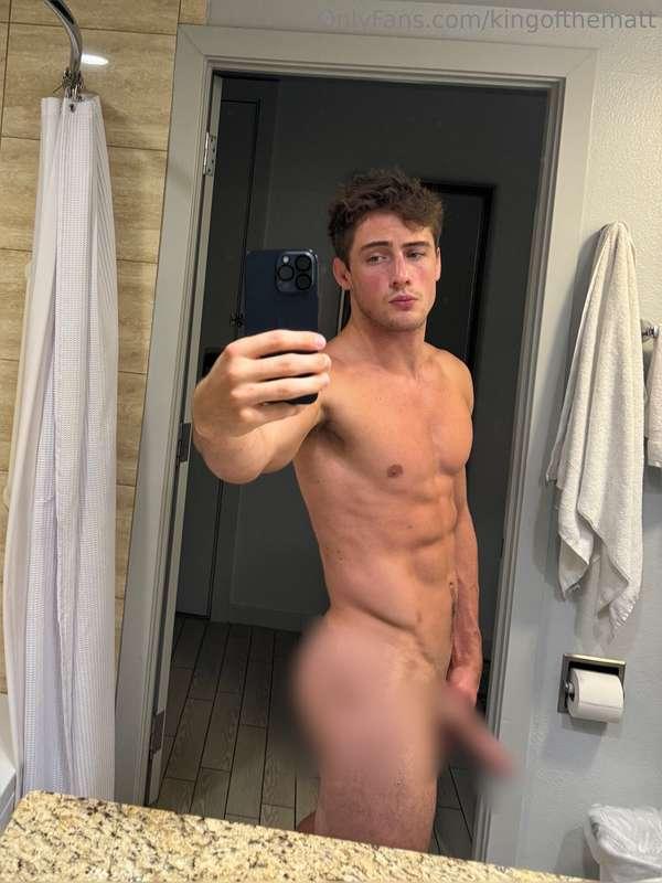 Sexy summer officially starts today boys! To see what I have..