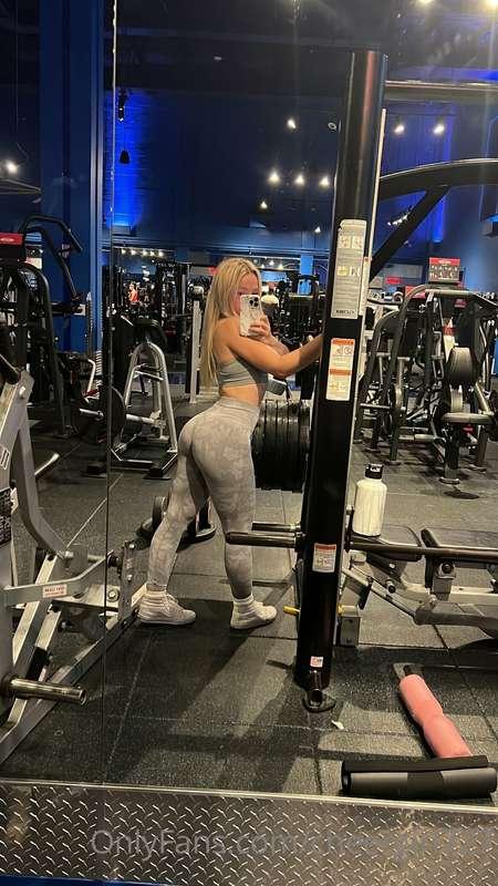 Started the week right 😈❤️‍🔥