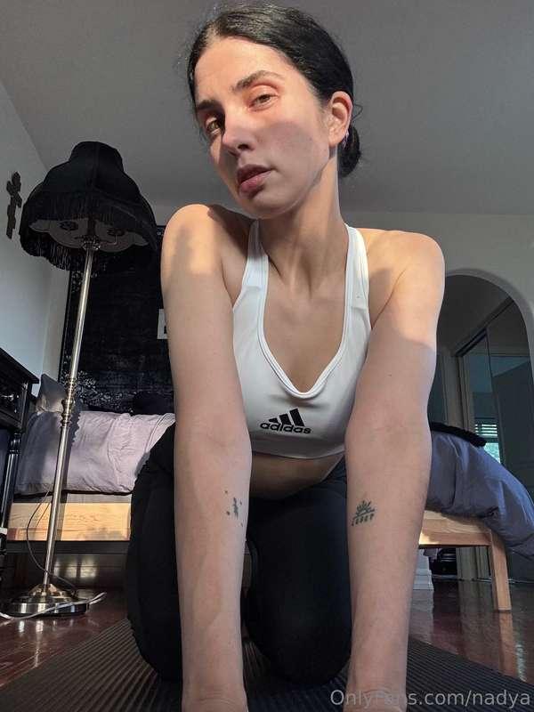 how often do you exercise or just stretch? 🤔