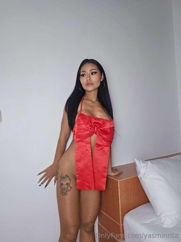 Red hot and tied up 🥵