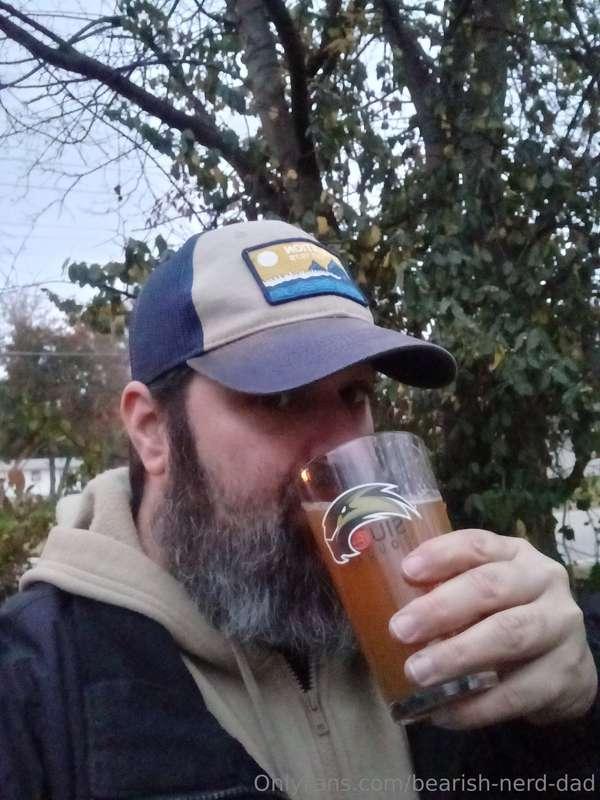 bearish-nerd-dad image #0