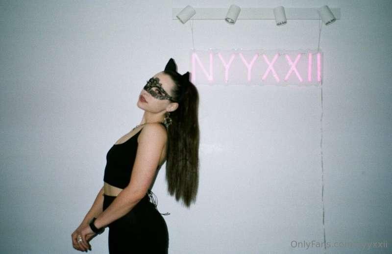 nyyxxii image #0