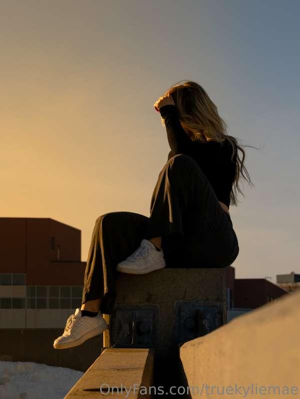 My friend took this photo of me the other day and I loooove ..
