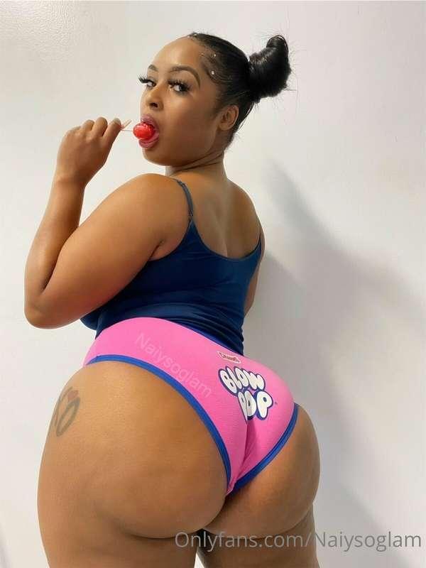 Wanna lick? 👅 