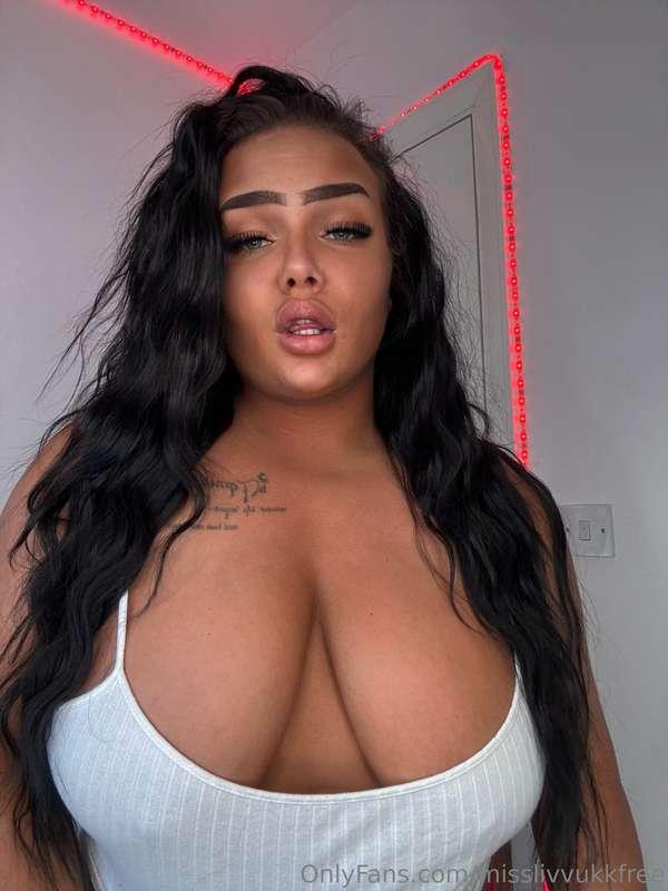 My own red light district 🚨❤️ @misslivvukk
