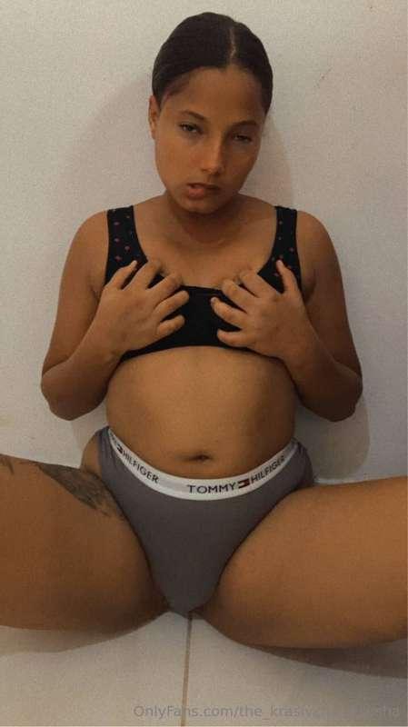 ## FREE PAGE  :  @karol38
✨sex tapes✨
✨dick rate ✨
✨✨Squirt✨..