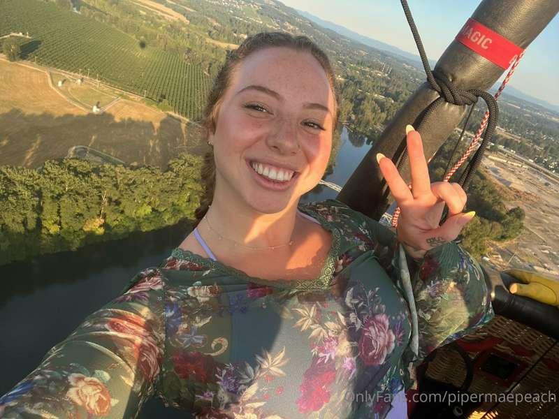 Hello from in the sky ☀️ it was a beautiful day and I spent ..