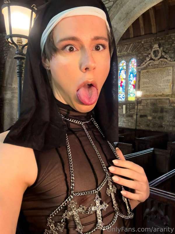 Dumb nun ✞