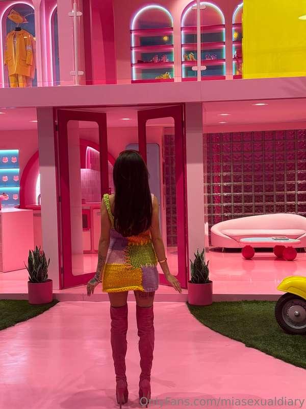 🎀🎀🎀CHOOSE YOUR BARBIE🎀🎀🎀You can dress me up… or undress me c..