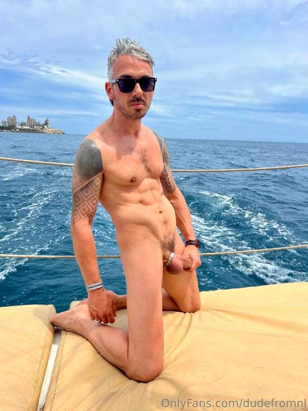 Joined the Naked Boat tour in Gran Canaria and it was amazin..