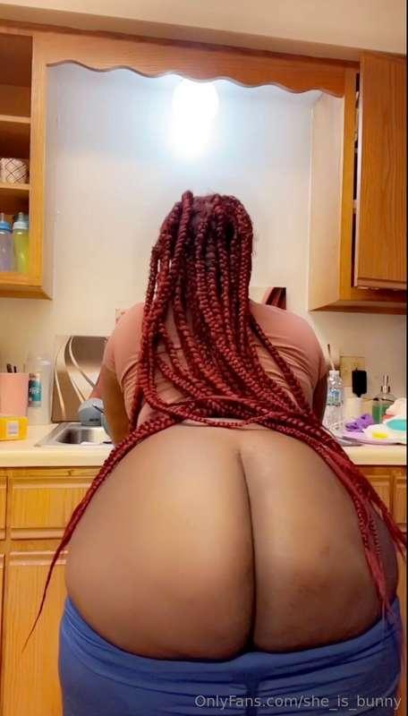 See it in a wedgie? Tip $5 and Dm me 🌸